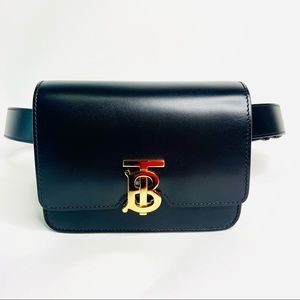 AUTHENTIC BURBERRY LEATHER BELT BAG